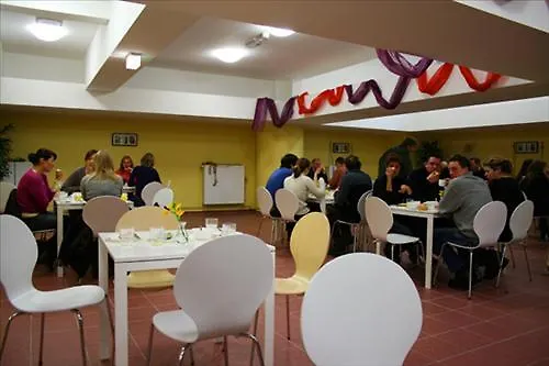 Отель A&o Neumarkt