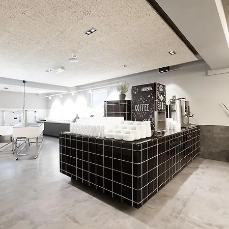 A&o Neumarkt Hotell 2*