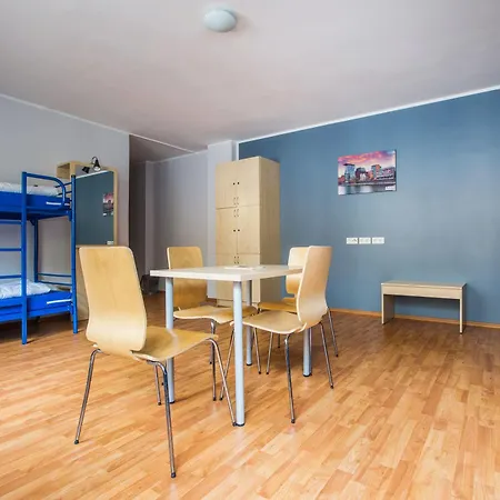 A&o Neumarkt Hotell 2*