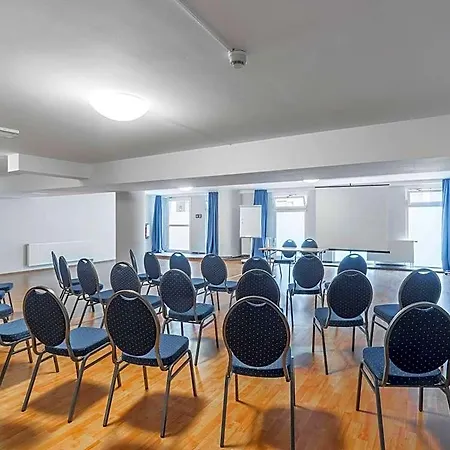A&o Neumarkt Hotel 2*