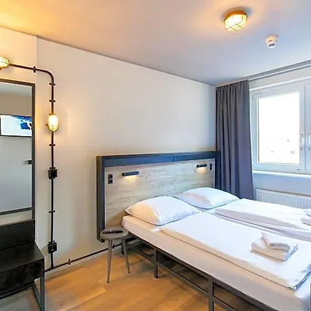 A&o Neumarkt Hotel 2*