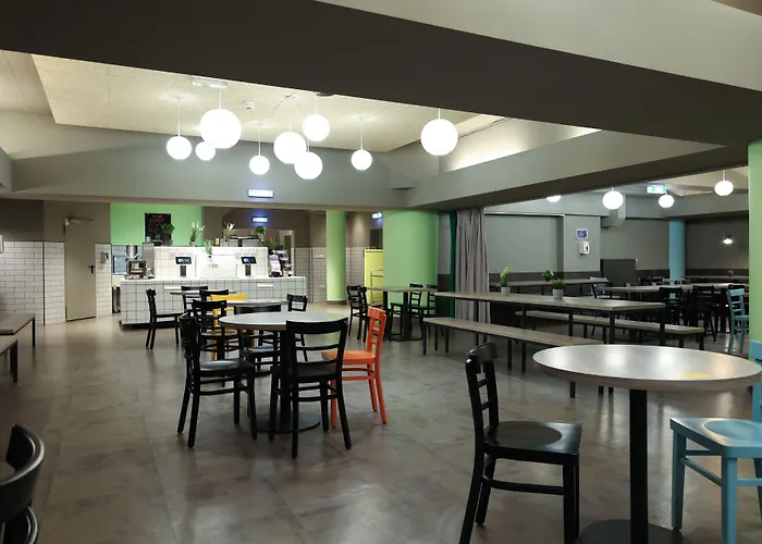 Hotel A&o Neumarkt 2*