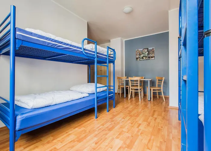 Hotel A&o Neumarkt 2*