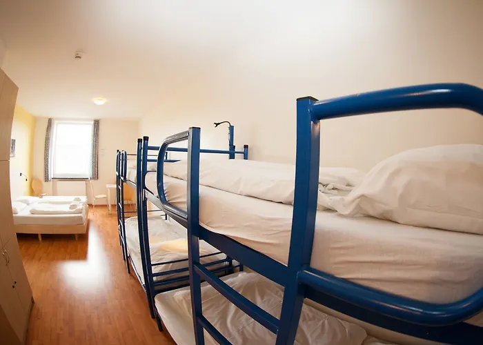 Otel A&o Neumarkt 2*